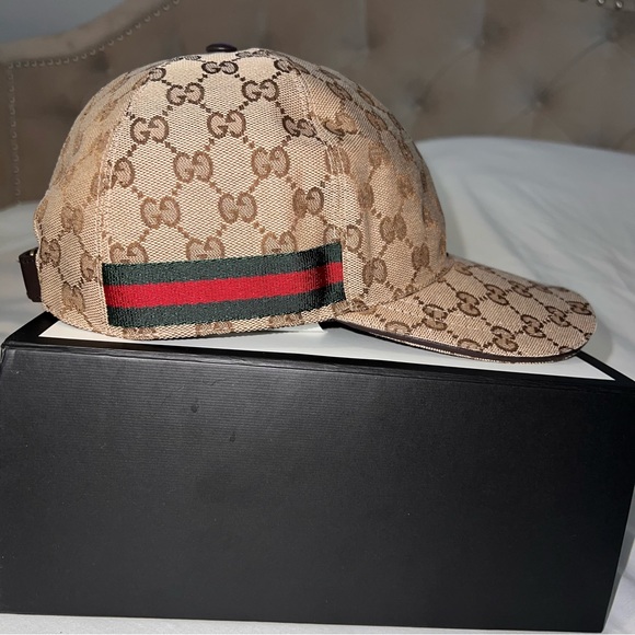 Gucci ORIGINAL GG CANVAS BASEBALL HAT WITH WEB - Picture 8 of 16